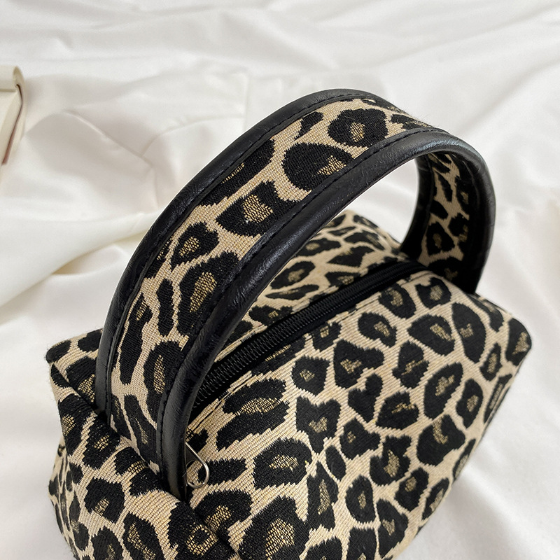 Leopard Makeup Bag Luxury  Lar - огляд і ціна Luxury Skincare Box